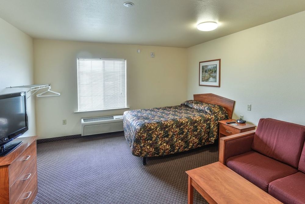 Woodspring Suites Houston I-45 Airtex Westfield Room photo