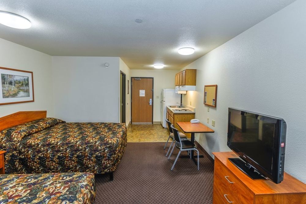 Woodspring Suites Houston I-45 Airtex Westfield Room photo