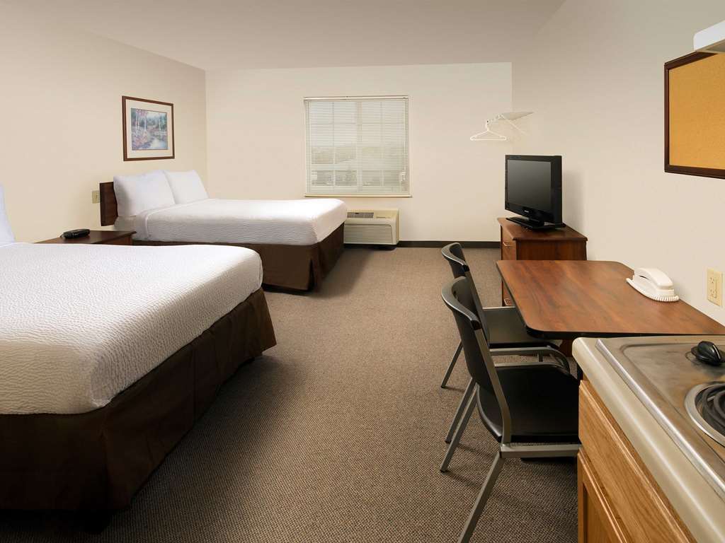 Woodspring Suites Houston I-45 Airtex Westfield Room photo